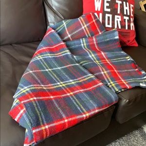 Plaid patterned blanket scarf/shawl